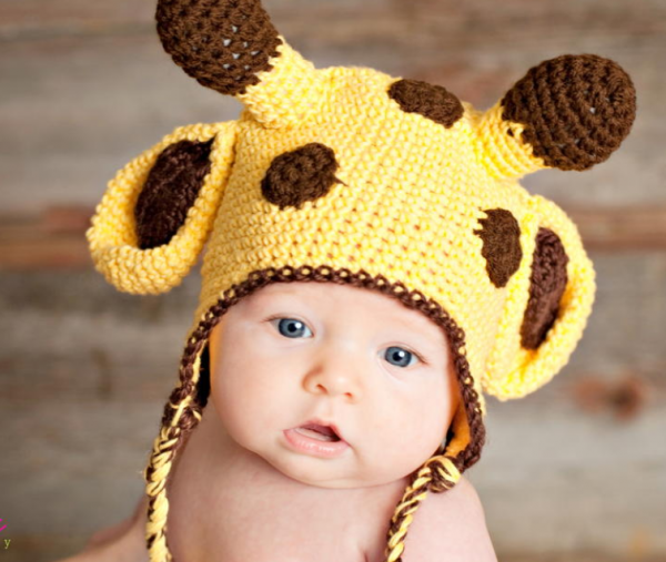 Topi berbentuk jerapah